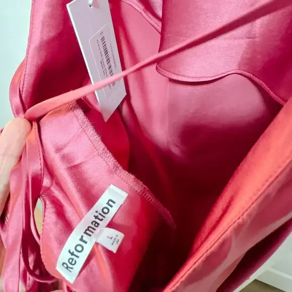 Reformation Jeany Silk Dress Strawberry Wine Size L - Picture 8 of 9